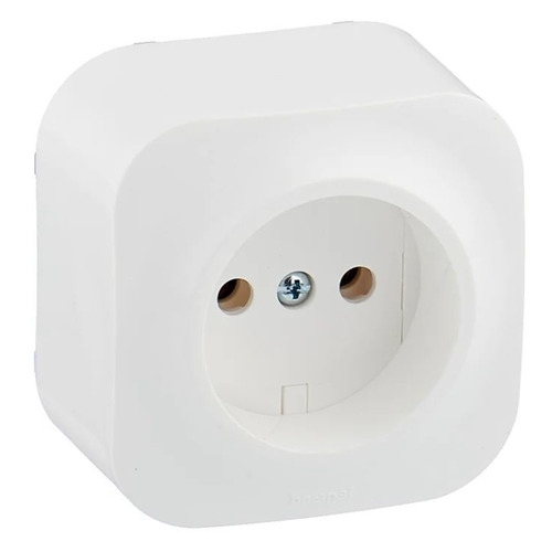 

Розетка силов. Legrand Quteo (782210) откр. IP21 белый